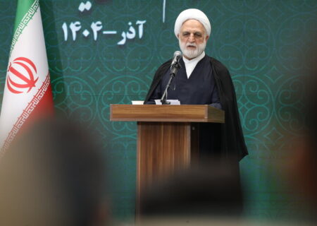 تشریک مساعی مسئولان استانها برای رفع مشکلات/ مبارزه عالمانه و حرفه‌ای با مخلان امنیت اقتصادی