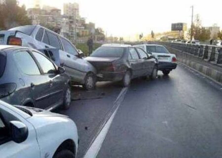 تصادف زنجیره‌ای در اتوبان امام‌علی؛ سه نفر مصدوم شدند