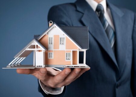 تعزیر مشاور املاک متخلف در پاکدشت