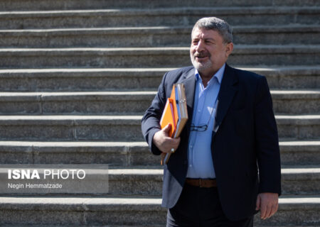 حضرتی: محدودیت واتساپ و بخش‌هایی از یوتیوب در دانشگاه ها رفع می‌شود