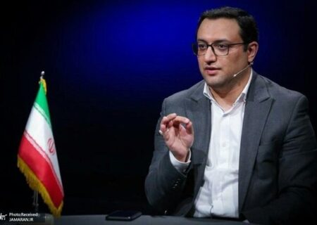 حمله تند مشاور قالیباف به حسن روحانی؛ افزایش فعالیت روحانی در فضای رسانه ای بی حساب نیست/ او دستگاه نظامی و امنیتی را زیر سوال برده!