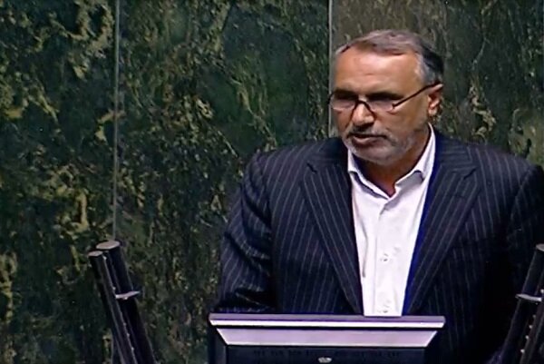 رضائی‌کوچی: دولت برای مدیریت بحران آب ظرفیت‌های اجتماعی را پای کار آورد