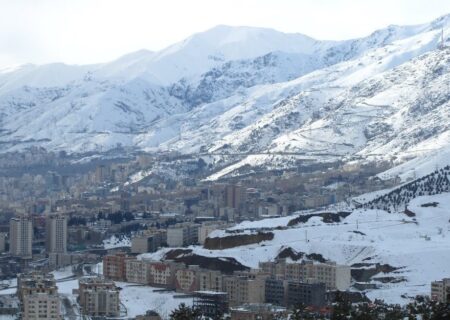رگبار باران و برف در ارتفاعات تهران؛ آلودگی هوا تا هفته آینده می‌ماند