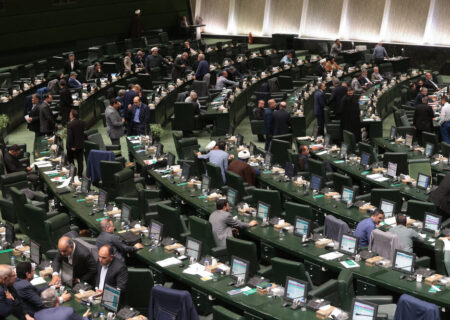 مخالفت مجلس با رسیدگی یک فوریتی به لایحه‌ای درباره اصلاح بندی از قانون انتخابات شوراها