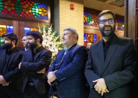 مراسم ختم همسر و ۲ فرزند سقاب اصفهانی برگزار شد