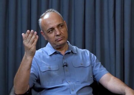 هشدار تند احمد زیدآبادی درباره قتل سازمان‌یافته دین؛ خشکیدن چشمه‌های ایمان با دفاع‌های خرافی