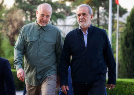 پشت پرده استیضاح ۵ وزیر کابینه پزشکیان/ ۳ نفر دیگر در صف استیضاح/ قالیباف کدام سمت خواهد ایستاد؟