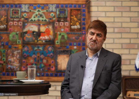 کنایه تند علی مطهری به آذر منصوری؛ سرنوشت مخالفان حجاب، مشابه مخالفان قصاص در اوایل انقلاب خواهد بود/ اصلاح طلبان و پوشش اسلامی جن و بسم الله شدند!