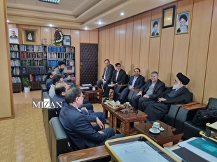 ۱۸۶۰ درخواست مردمی در سفر استانی رئیس قوه قضاییه به یزد دریافت شد/تشکیل کارگروه ویژه برای رسیدگی سریع به مطالبات مردم یزد