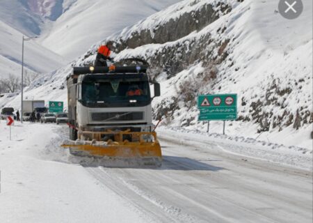  امداد به ۳۰۰ خودرو در کولاک و میزبانی از گردشگران شاد در دل برفهای تاراز