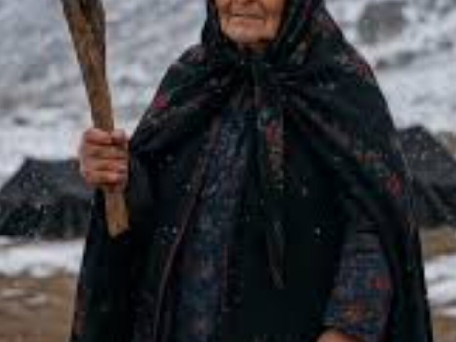 باور های کهن بختیاری۲.ششه دالو؛ پیرزنِ آتش به‌دستِ اساطیر بختیاری که سرنوشت بارانِ بهار را در کوه و دریا تعیین می‌کند