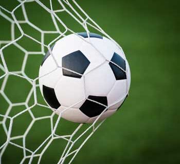 نبرد ۱۵ تیم در اندیکا؛ قهرمان جام دهه فجر در چمن مصنوعی کریم‌آباد مشخص می‌شود